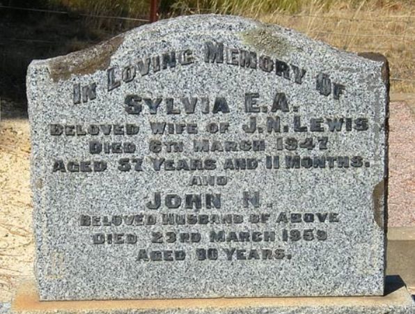 Image Courtesy Onkaparinga City Council - Cherry Gardens General Cemetery  (787 KB)
 
(Click on Picture to View Full Size)