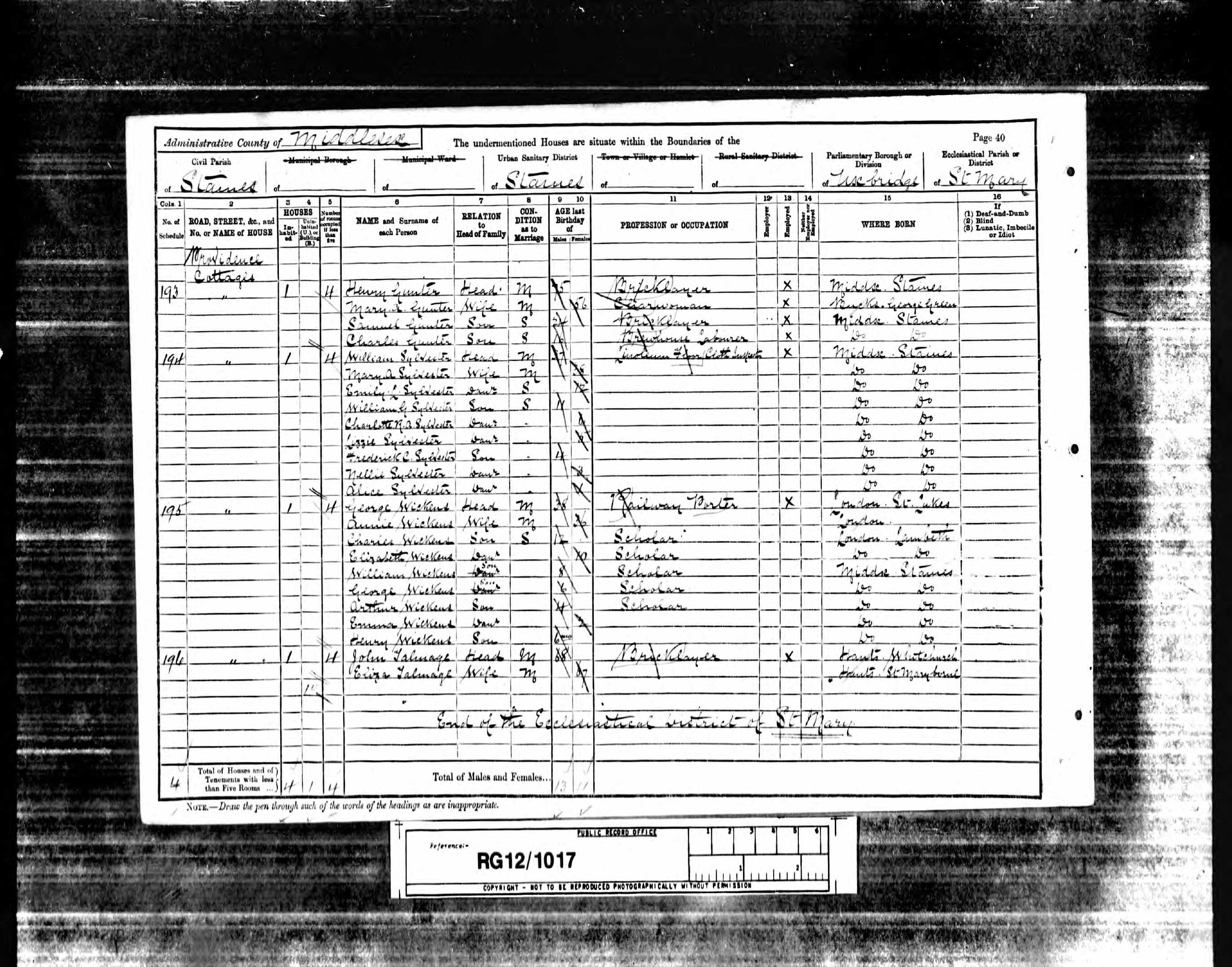 1891 Census recording Henry, Mary, Samuel & Charles Gunter  (5757 KB)
 
(Click on Picture to View Full Size)